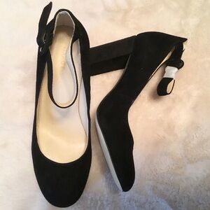 Marc Fisher Ion 3 NWOT Black Suede Shoes with Ankle Strap & Block Heels - 5.5